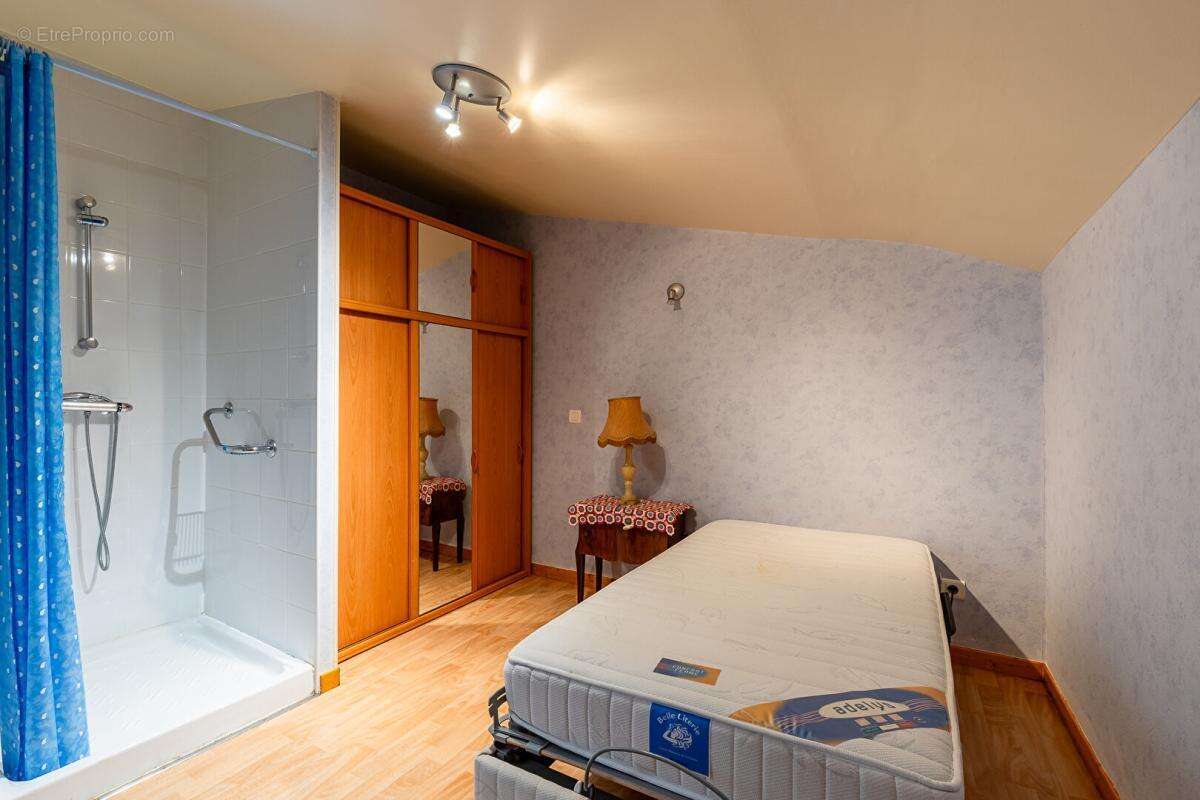 À vendre maison t5 de 88 m2 avec atelier à bouloc 31620 - photo 11