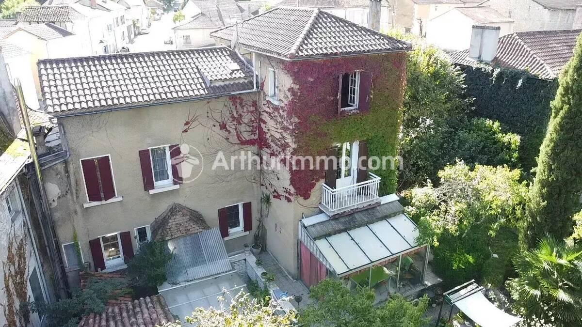 Maison à SAINT-ASTIER