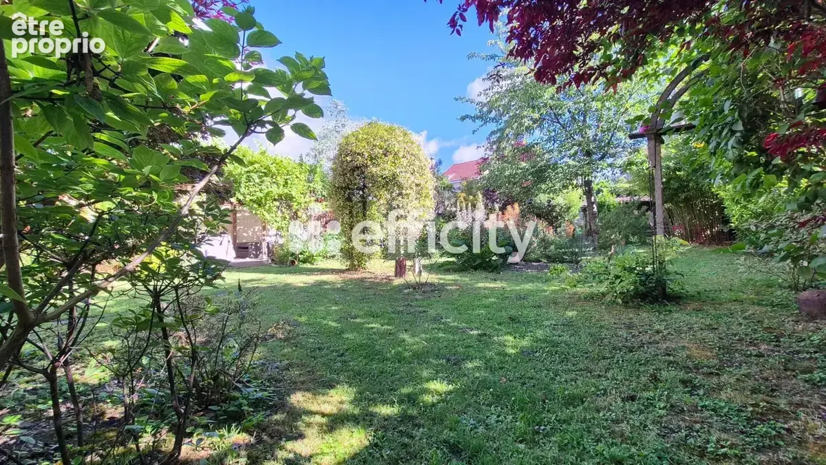 Maison 6 pièces 112 m² à vendre à Chelles (77500) - photo 2