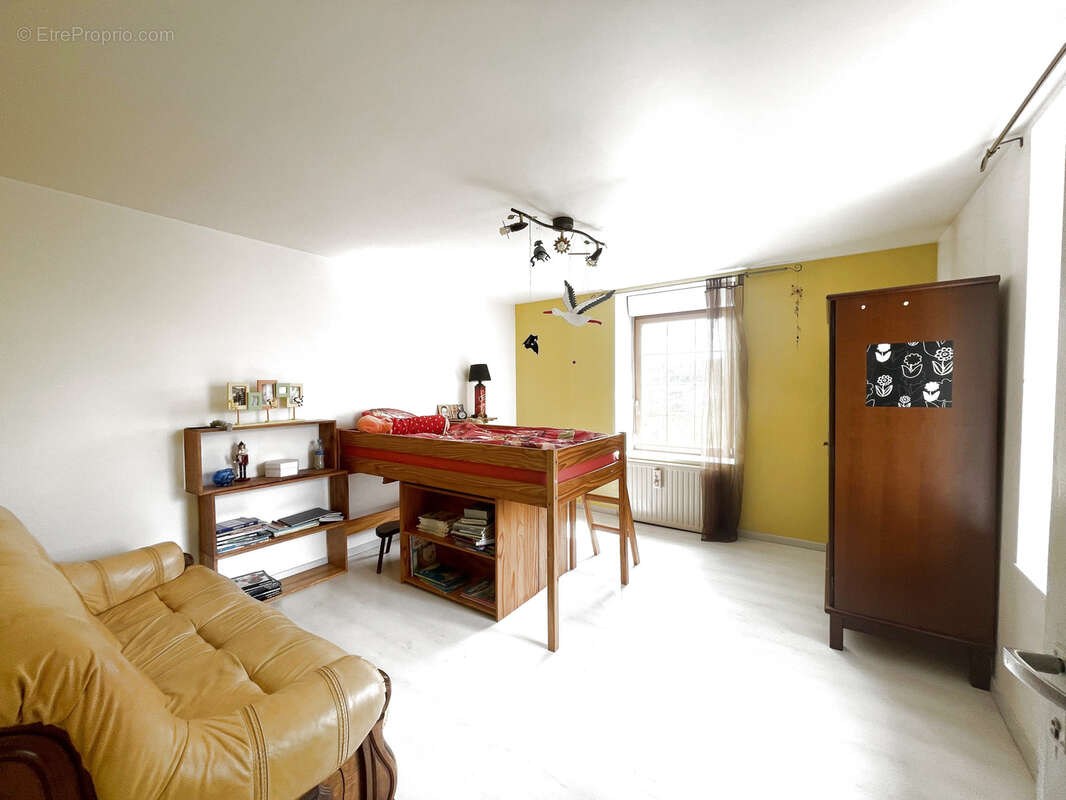 Maison à CHAMPAGNEY