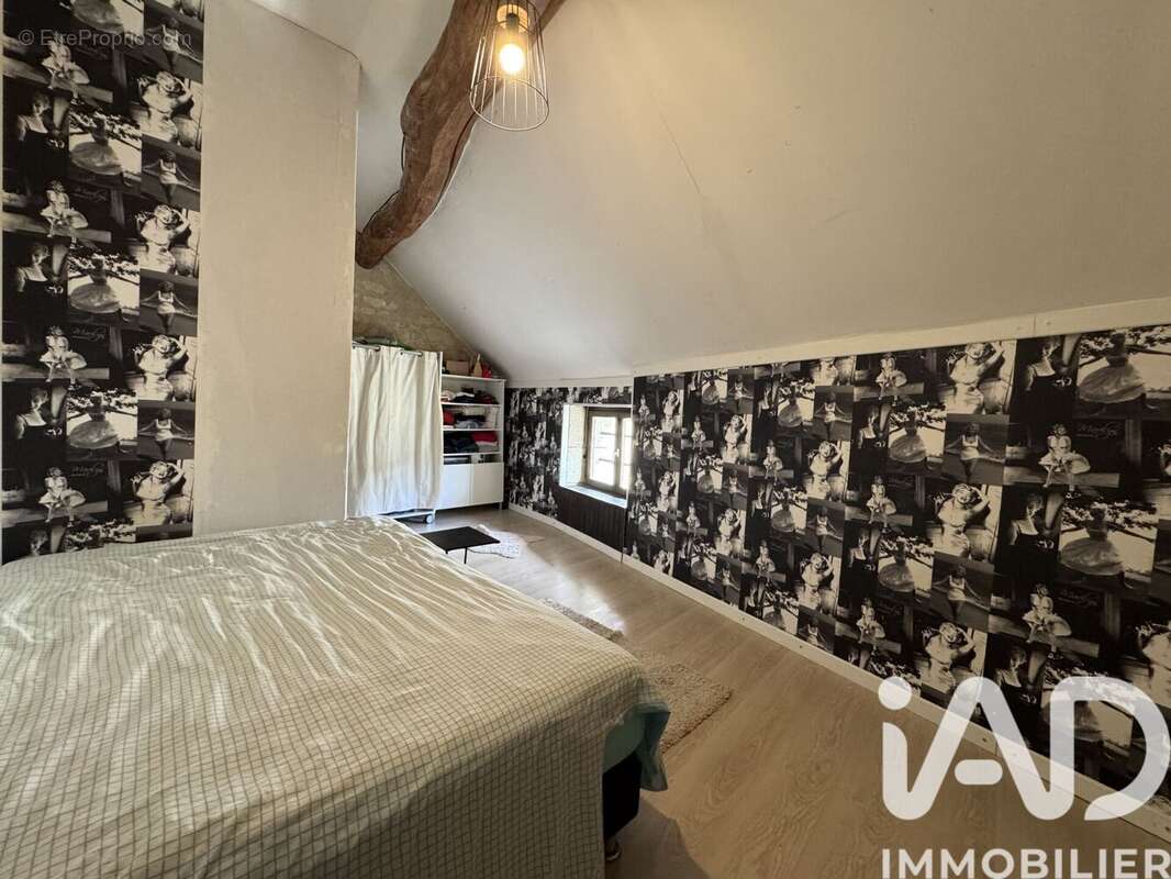 Maison 139 m² à Les Ulmes  - photo 8