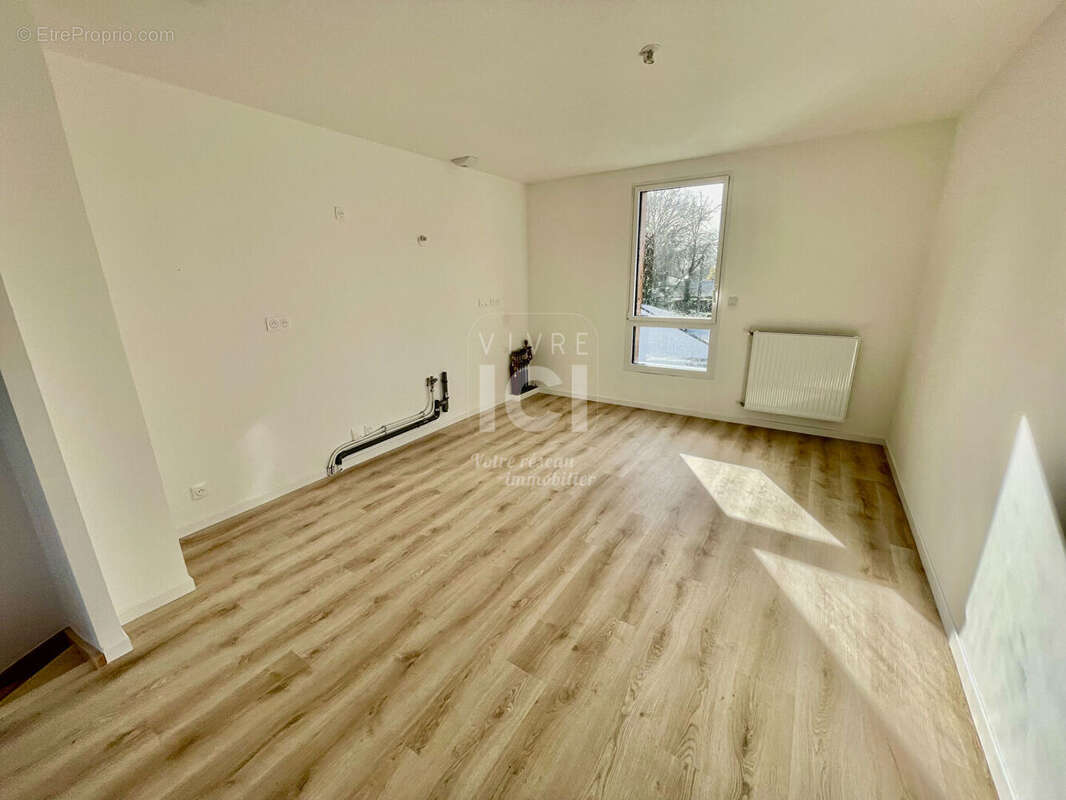 Appartement à TREILLIERES