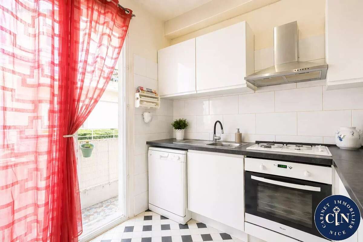 Appartement 82 m² à Nice  - photo 4