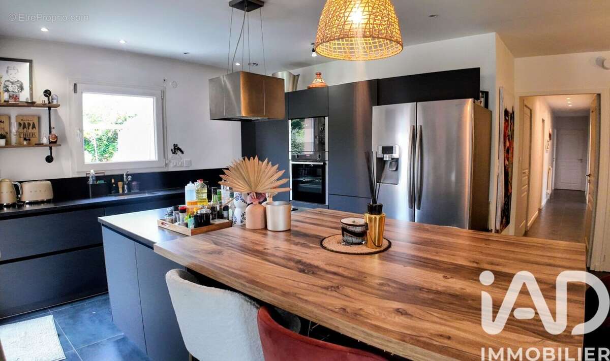 Photo 4 - Maison à ROCHE-LA-MOLIERE