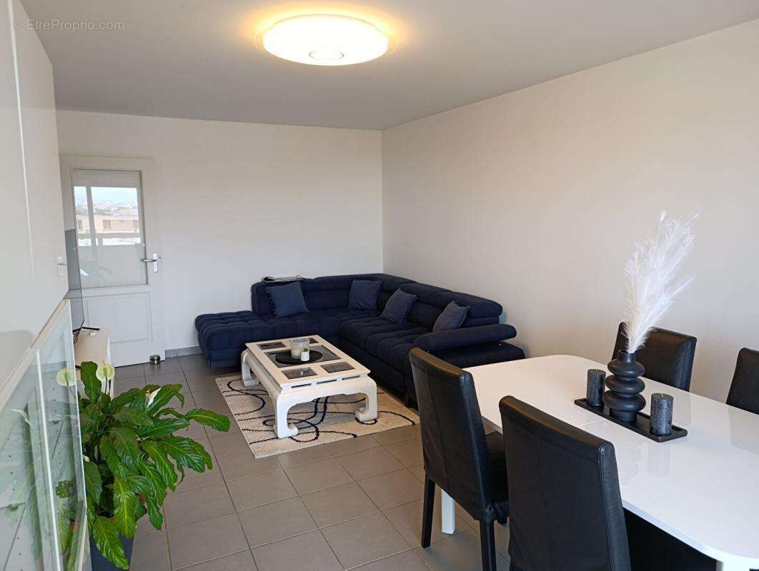 Appartement à MARSEILLE-14E