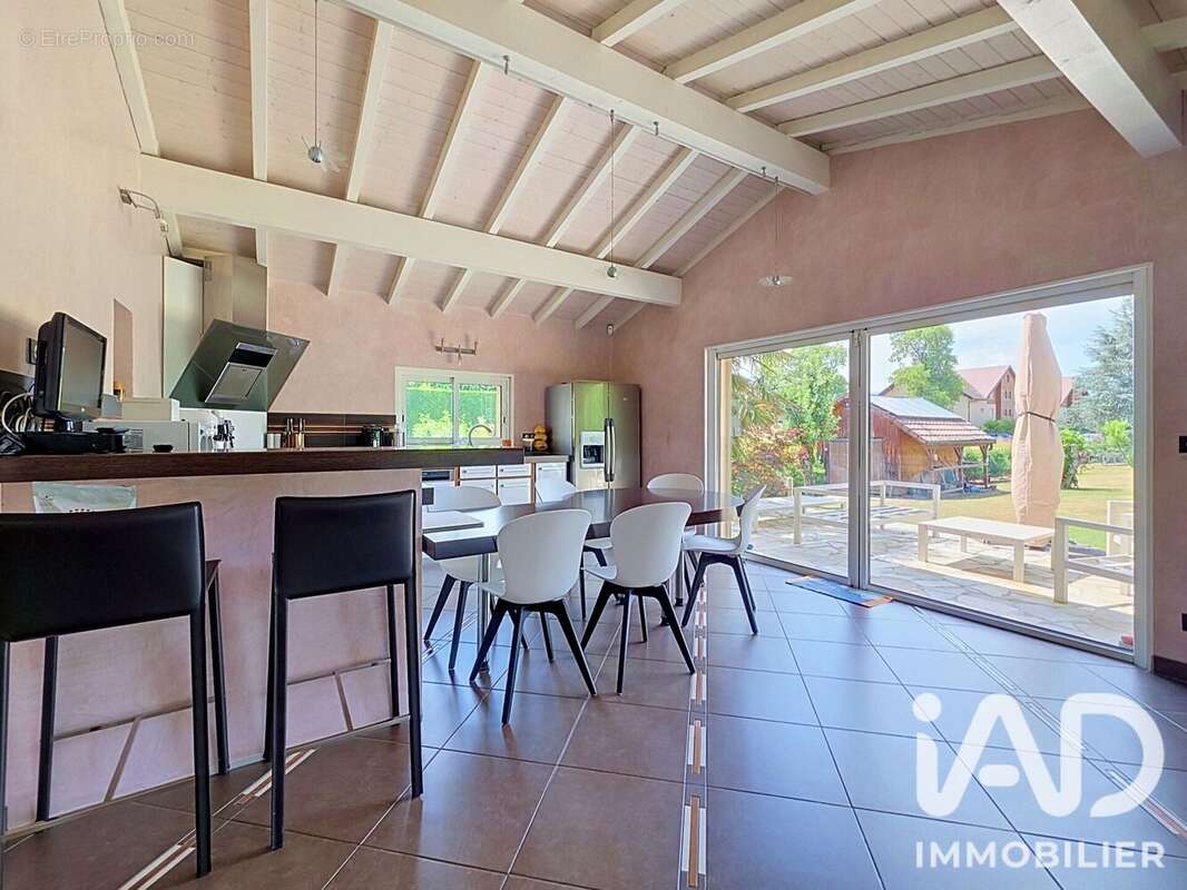 Maison 165 m² à Arenthon  - photo 6
