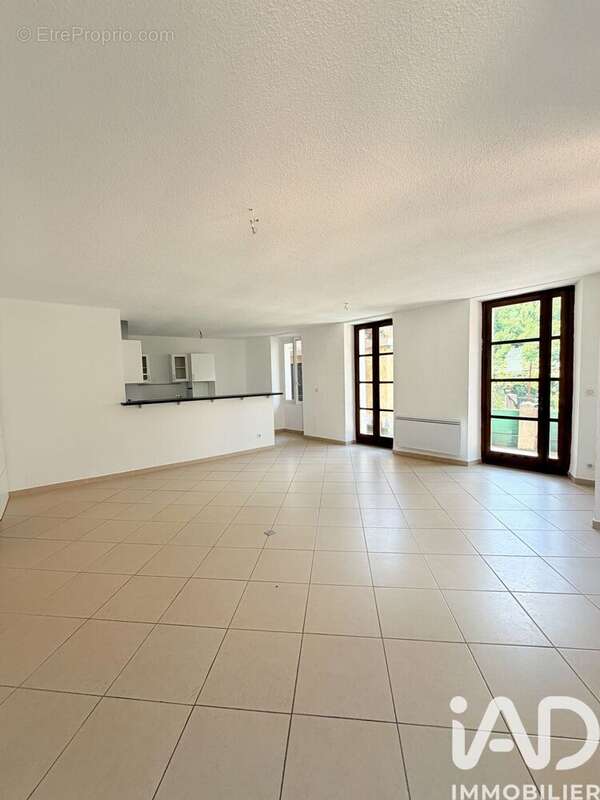 Appartement 104 m² à Saint-Sauveur-Sur-Tinee  - photo 2