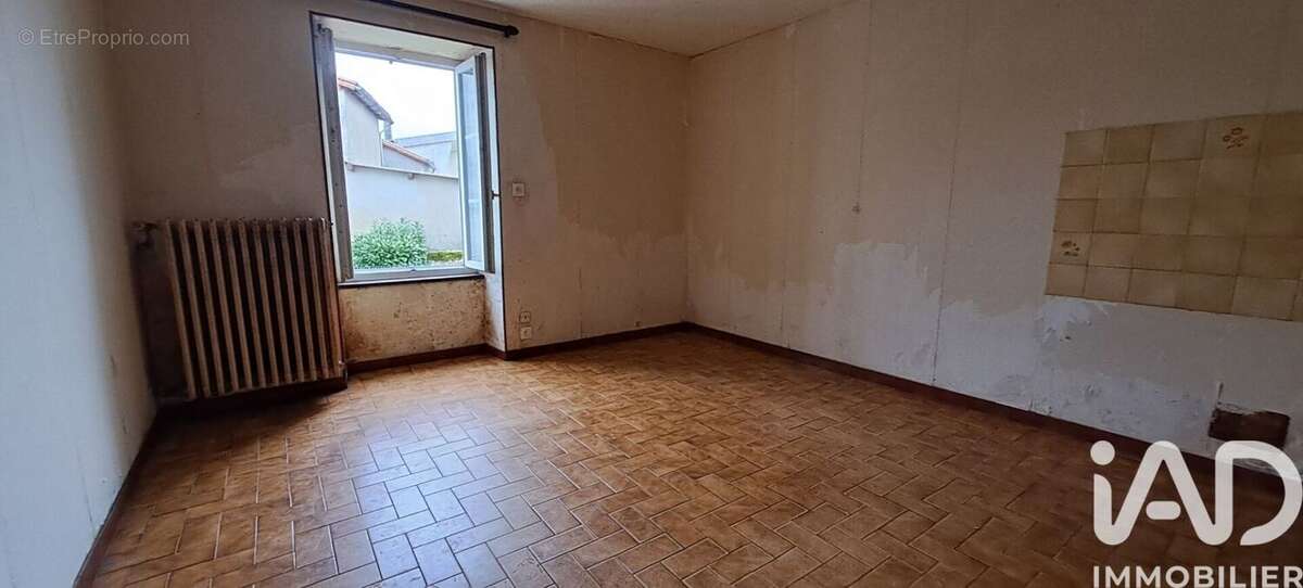 Photo 3 - Maison à SAINT-AUBIN-LE-CLOUD