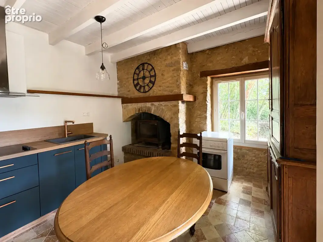 Périgord noir   maison de caractère avec piscine, 4 terrasses et vue remarquable - photo 16