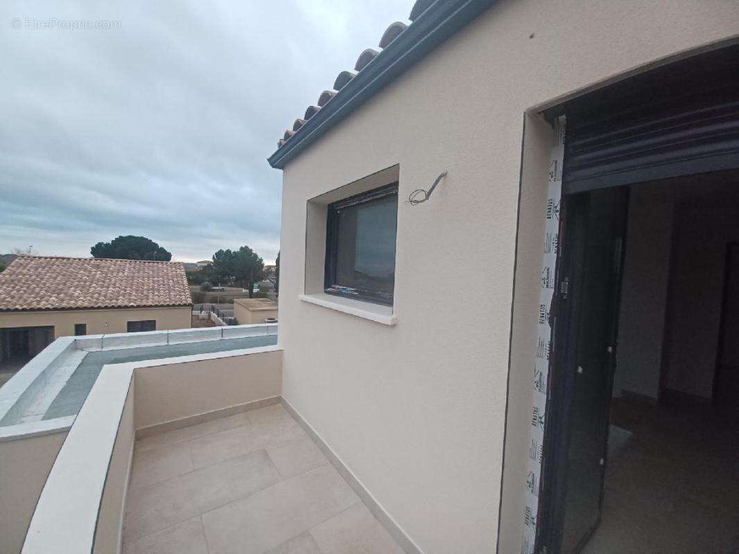 Maison 112 m² à Vendres  - photo 4