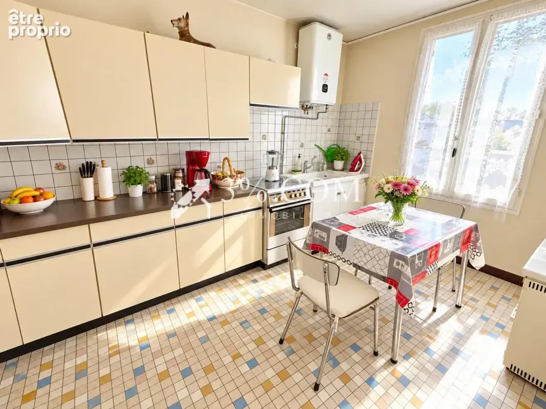 Maison de plain-pied - 3 chambres - garages - jardin - photo 4