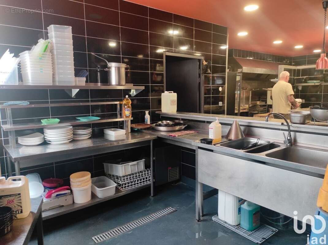 Photo 7 - Commerce à MEZE