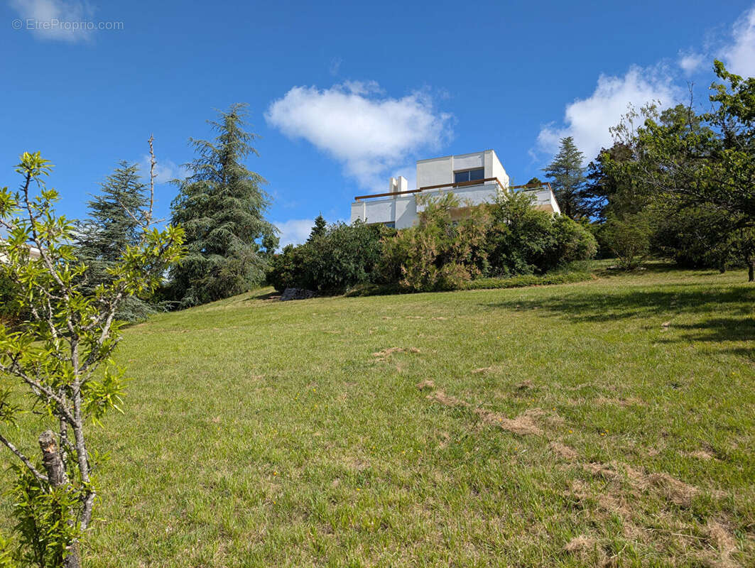 Maison d'architecte avec vue panoramique sur la Chaîne des Puys ! Terrain de 2 600 m² divisible - photo 10
