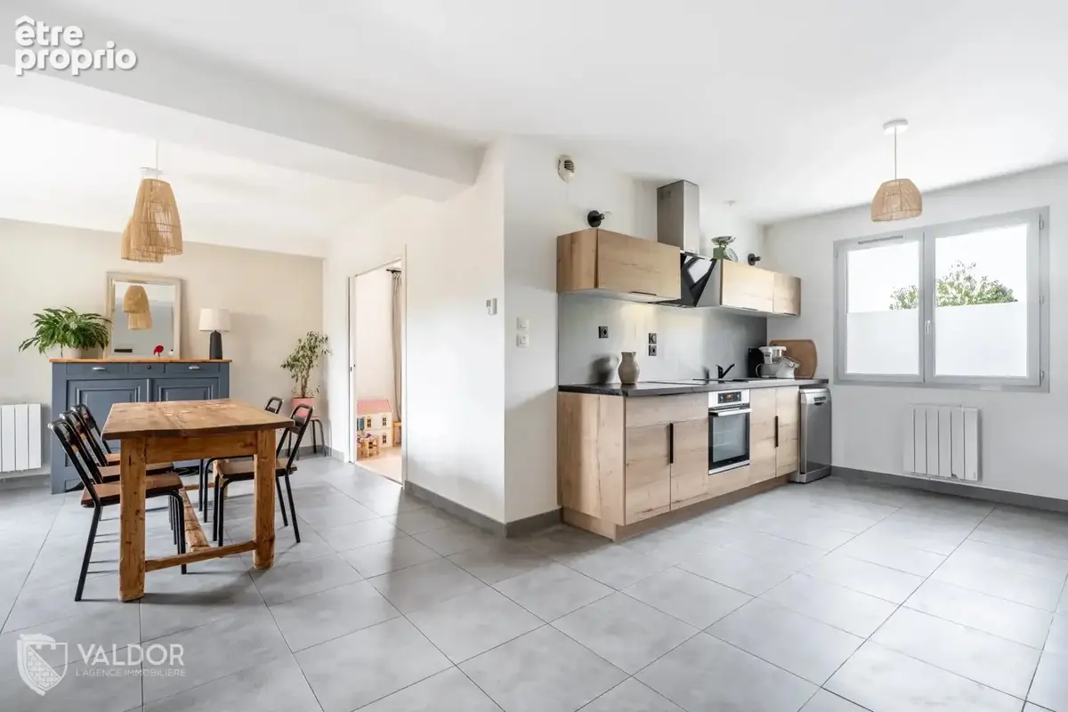 T4 duplex – hypercentre – 2 stationnements – balcon – cave - photo 1