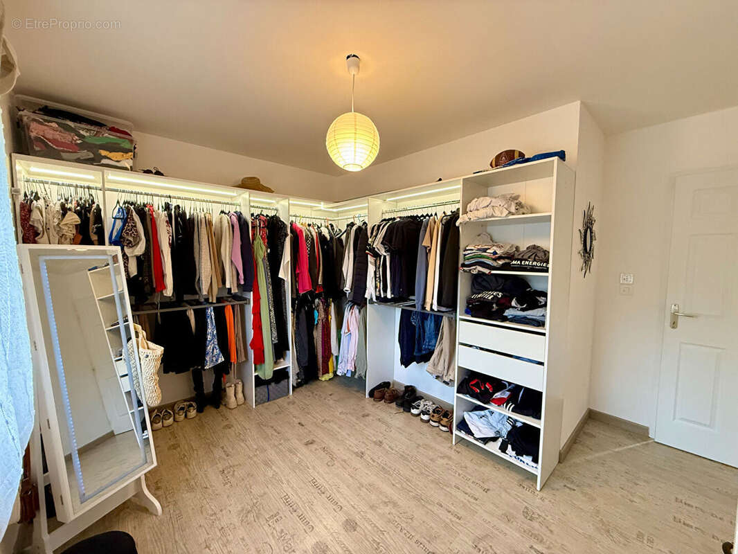 Maison à SAINT-VICTOR-SUR-RHINS