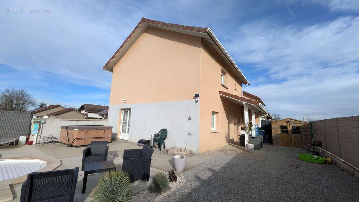 Maison à CHARANCIEU