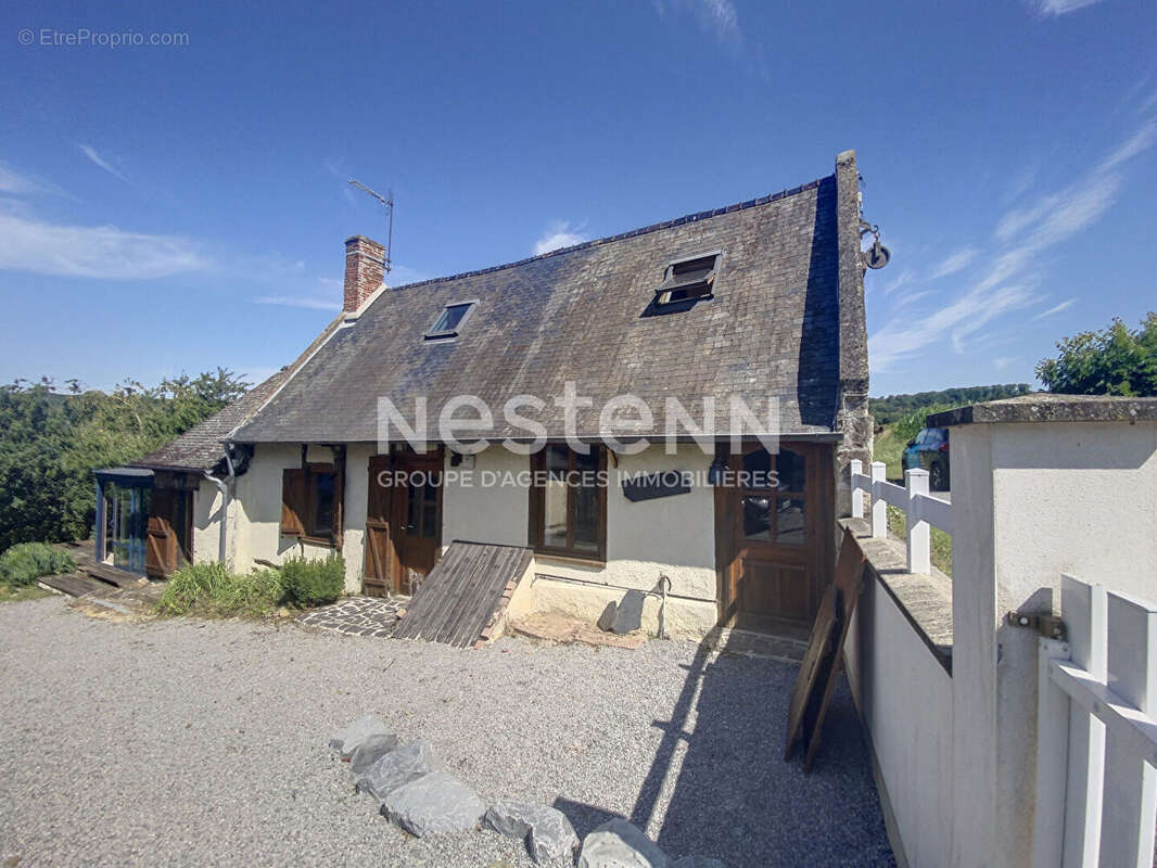 Maison à COMMENCHON