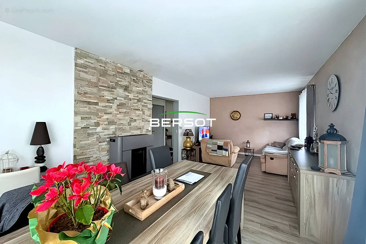 Maison à AUTECHAUX-ROIDE