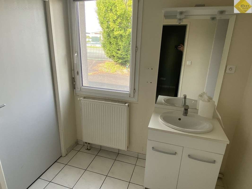 Commerce à POITIERS