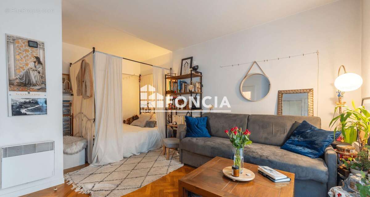 Appartement à PARIS-19E