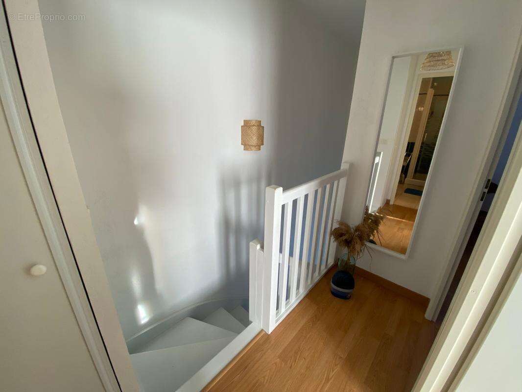 Maison à LES MATHES