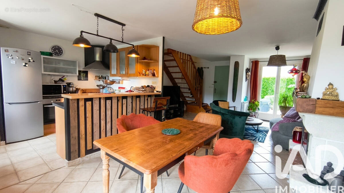 Photo 1 - Maison à BOISVILLE-LA-SAINT-PERE
