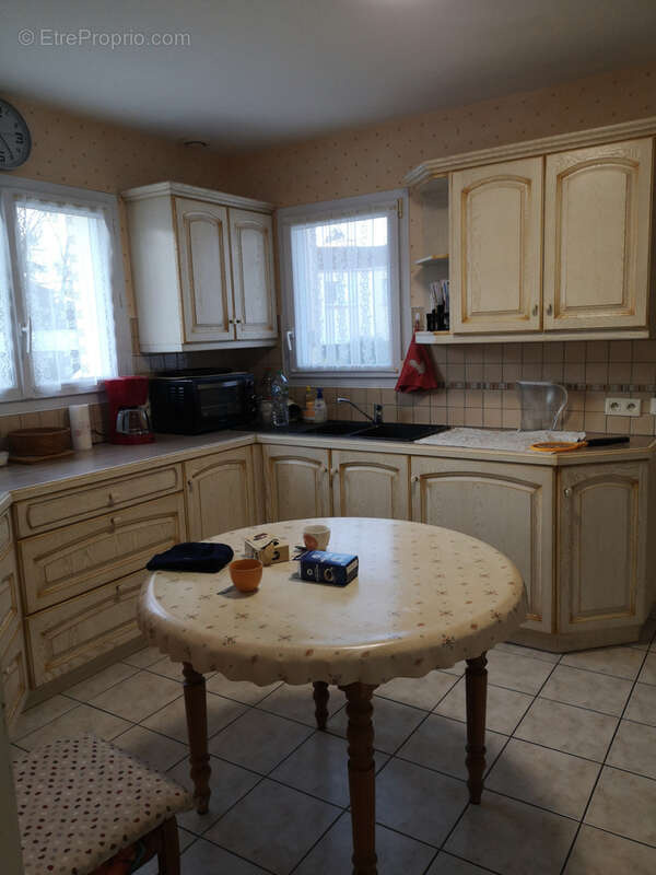 Maison à LES HERBIERS