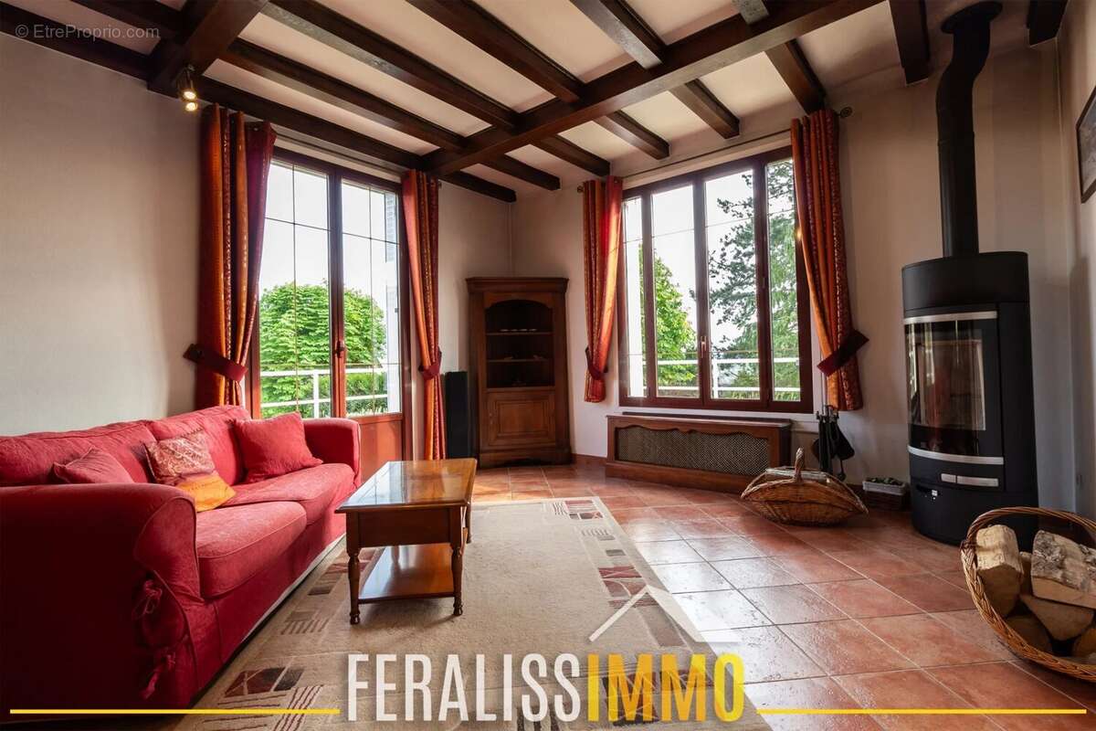 Maison à VAUX-SUR-SEINE