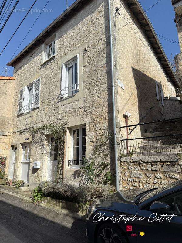 Maison à CHAUVIGNY
