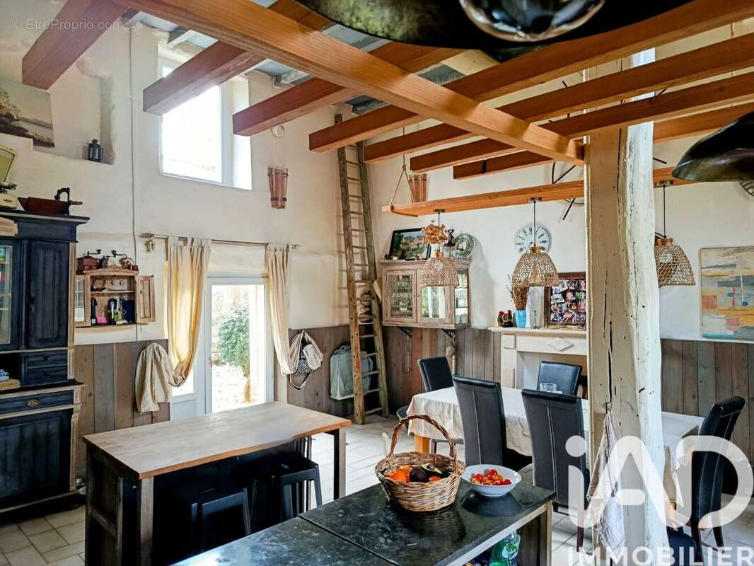 Maison 235 m² à Lapenne  - photo 9