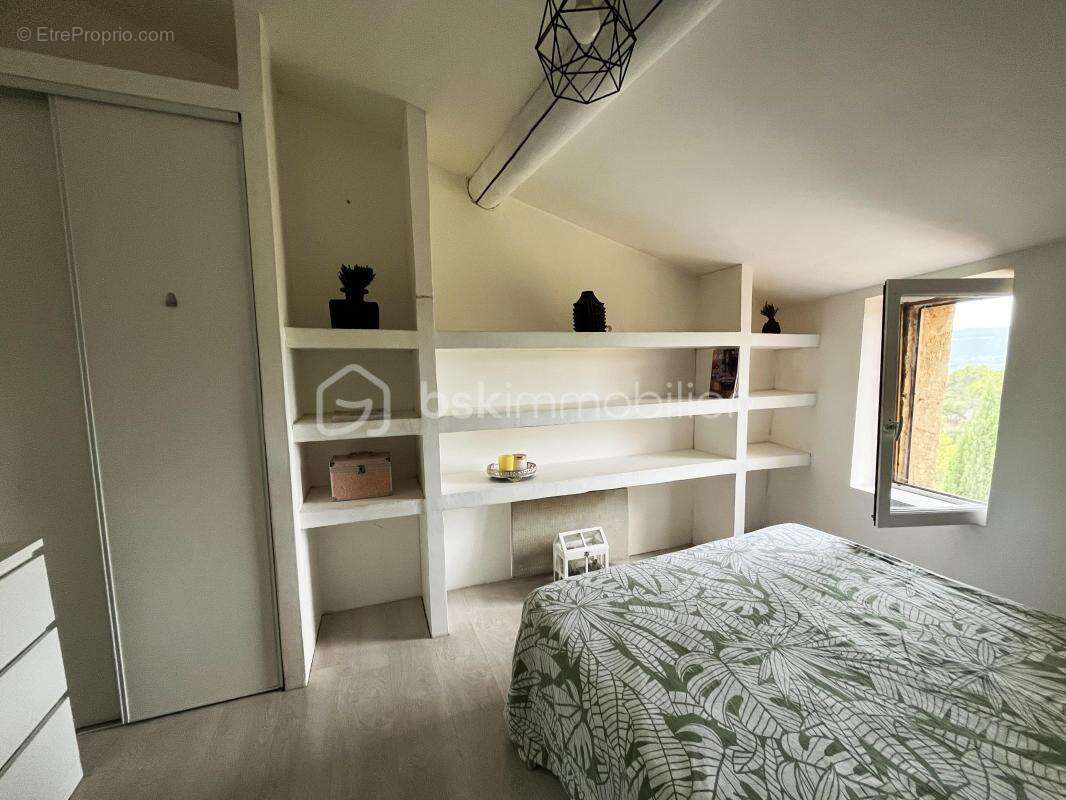 Maison à ROUSSILLON