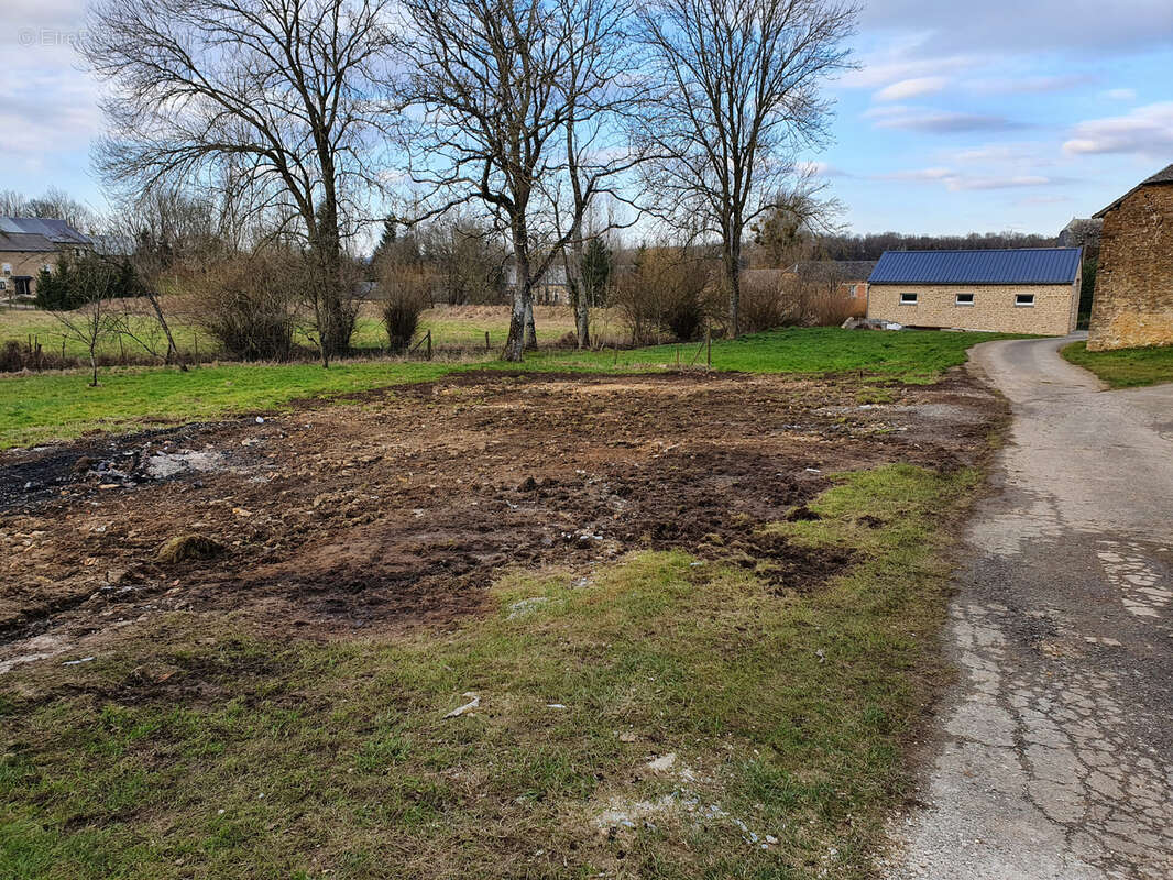 Terrain à GIRONDELLE