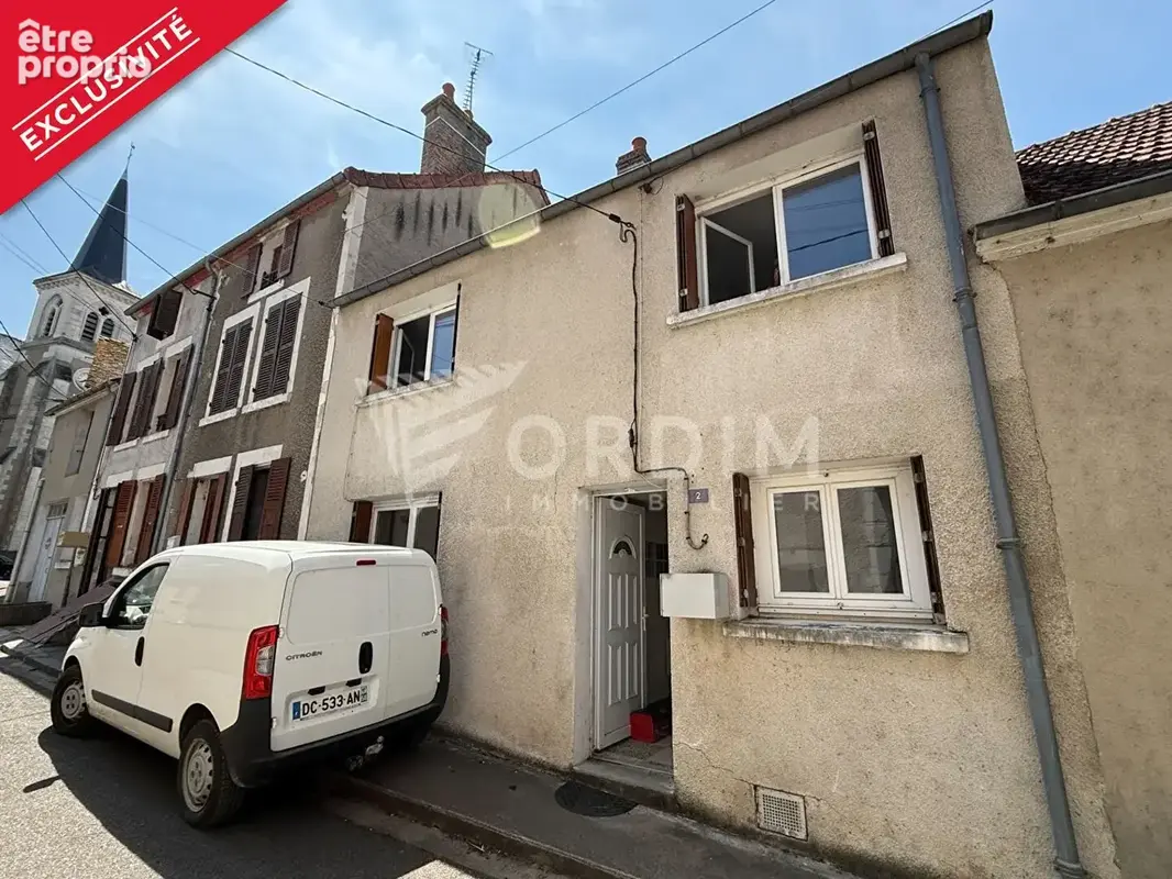 Maison à NEUVY-SUR-LOIRE
