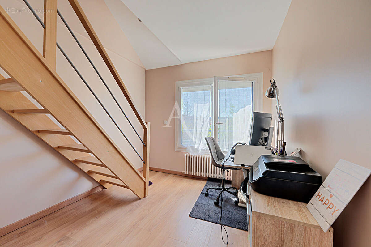 Maison à LE PERREUX-SUR-MARNE