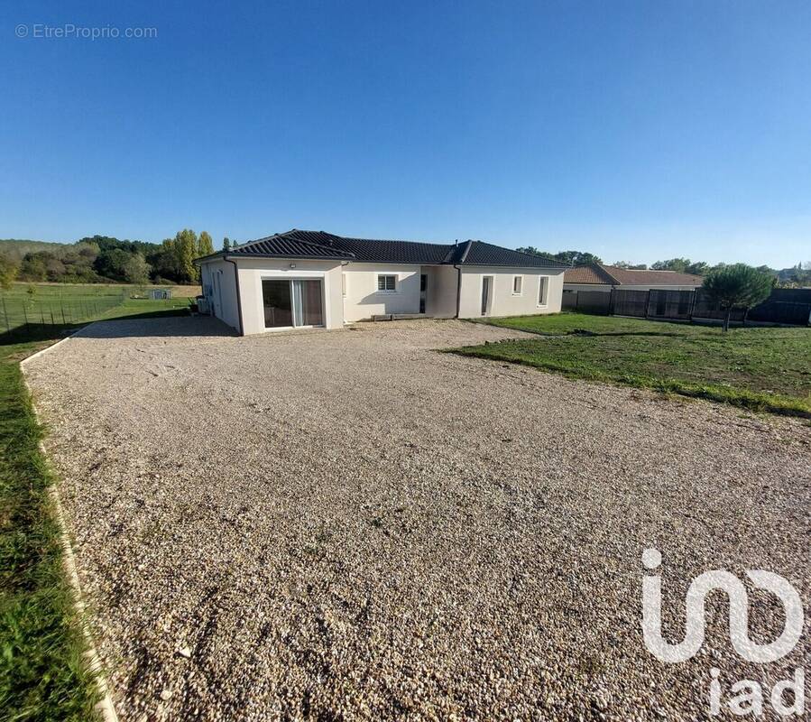 Photo 1 - Maison à FOUGUEYROLLES