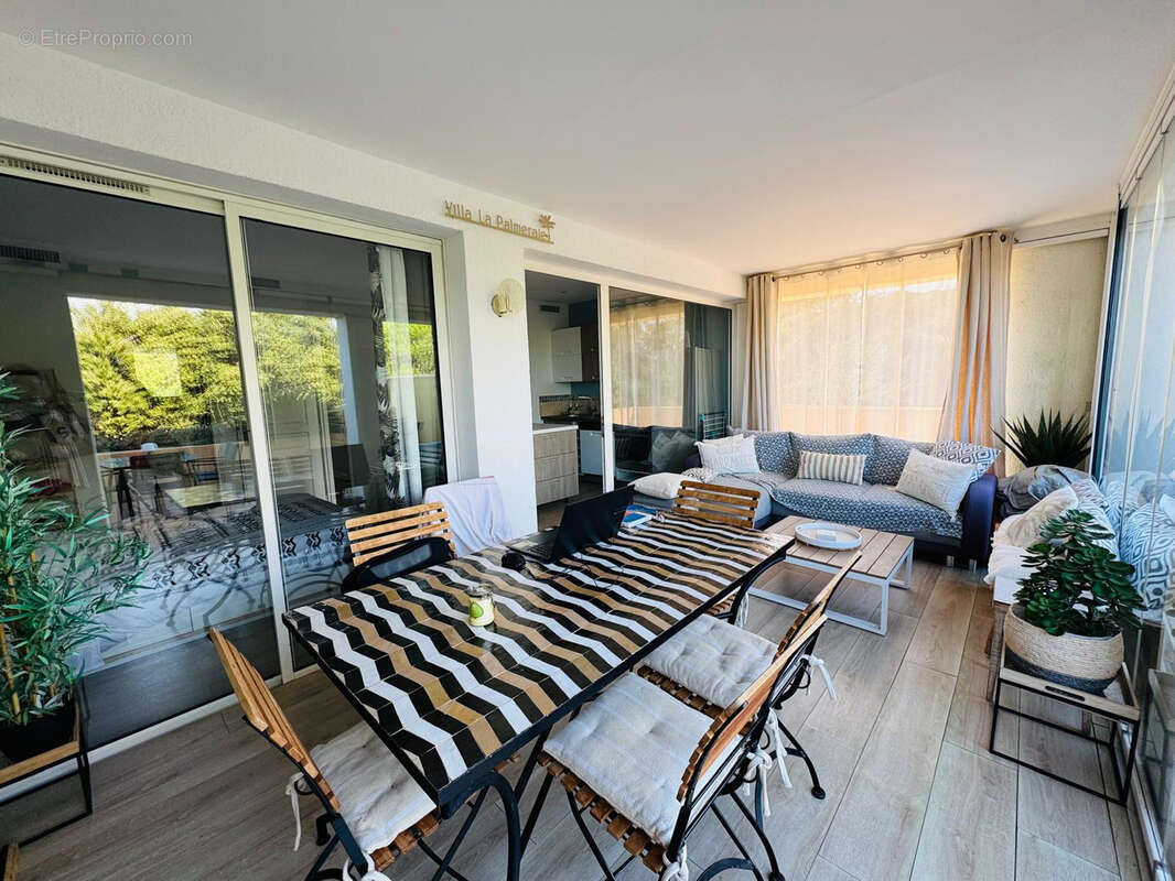 Appartement à GRIMAUD