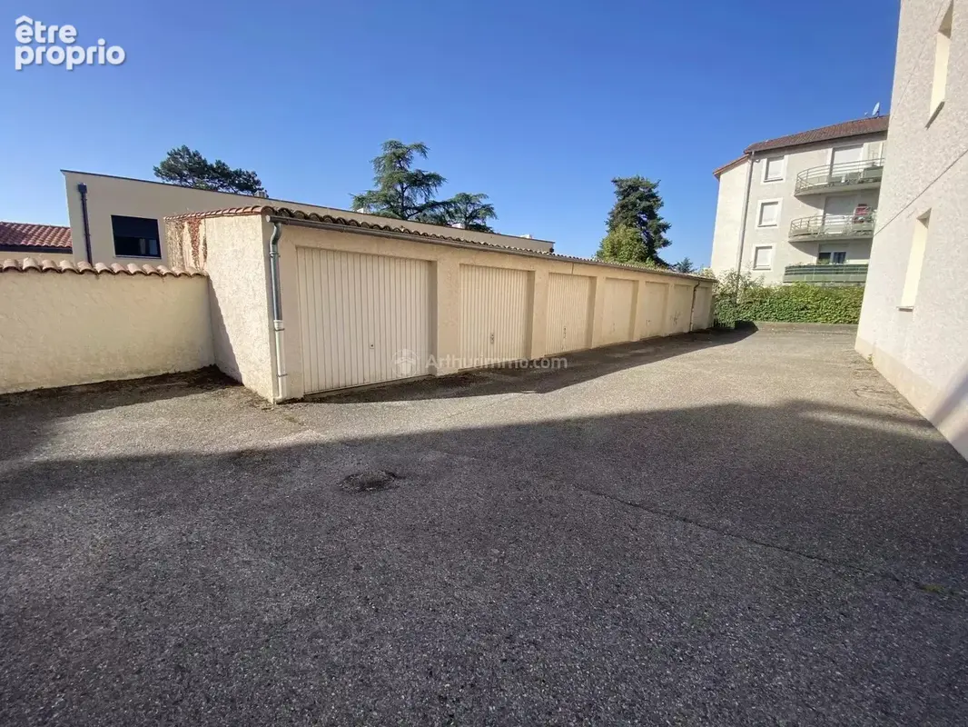 Parking à VIENNE