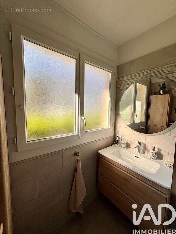 Photo 7 - Appartement à SAINT-FARGEAU-PONTHIERRY