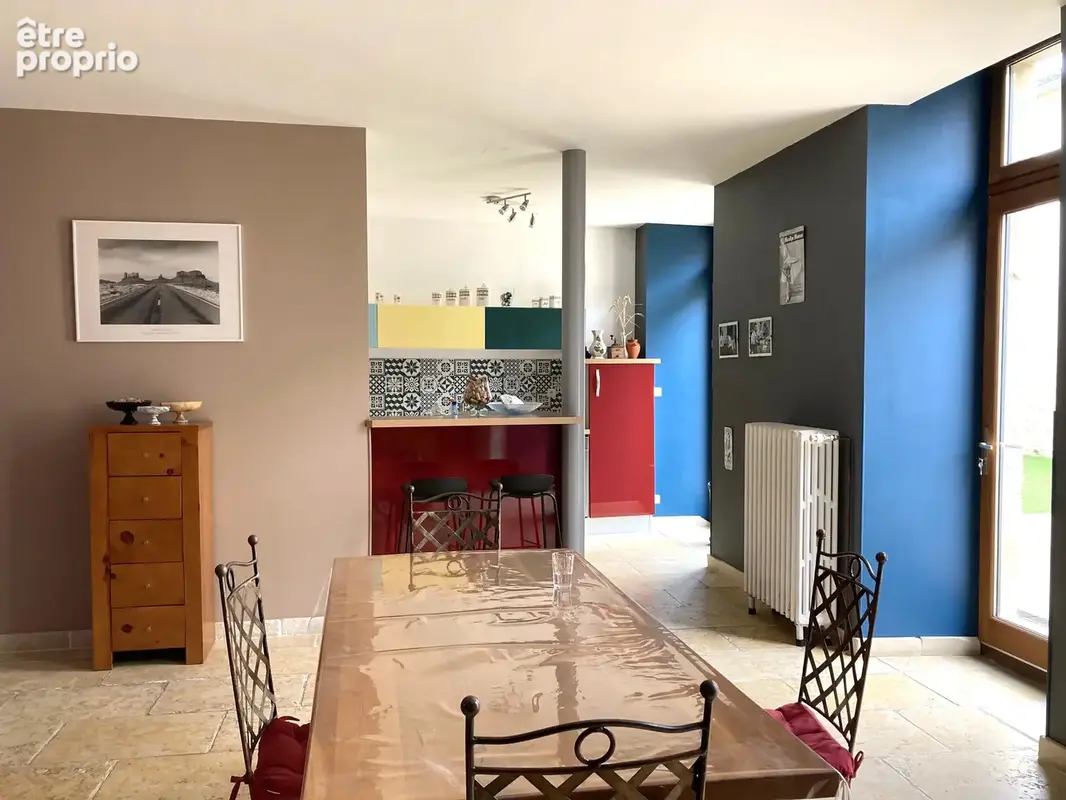 Maison de ville en pierre superbement présentée - photo 6