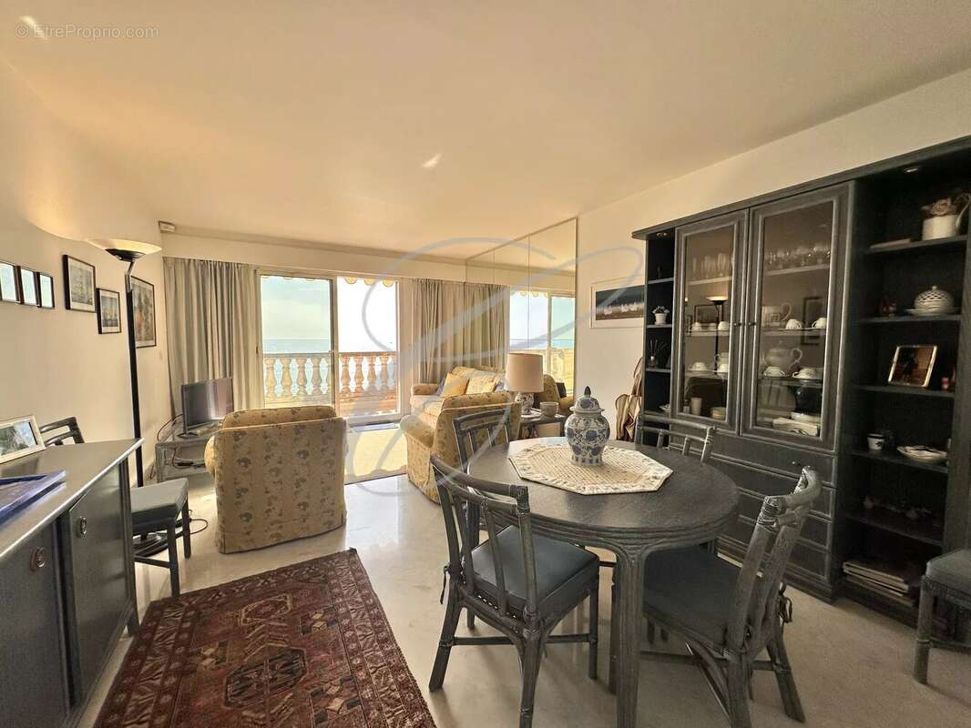 Appartement à MENTON