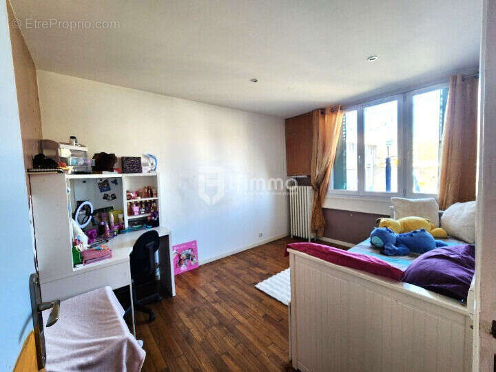 Maison à PONTAULT-COMBAULT