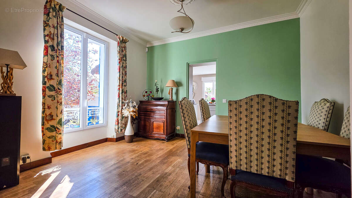 Maison à CARRIERES-SOUS-POISSY