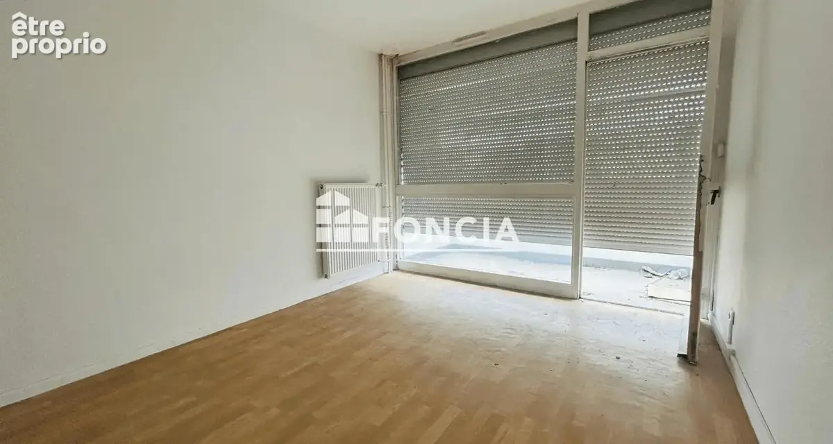 T1 proche saint agne avec balcon et parking - photo 2