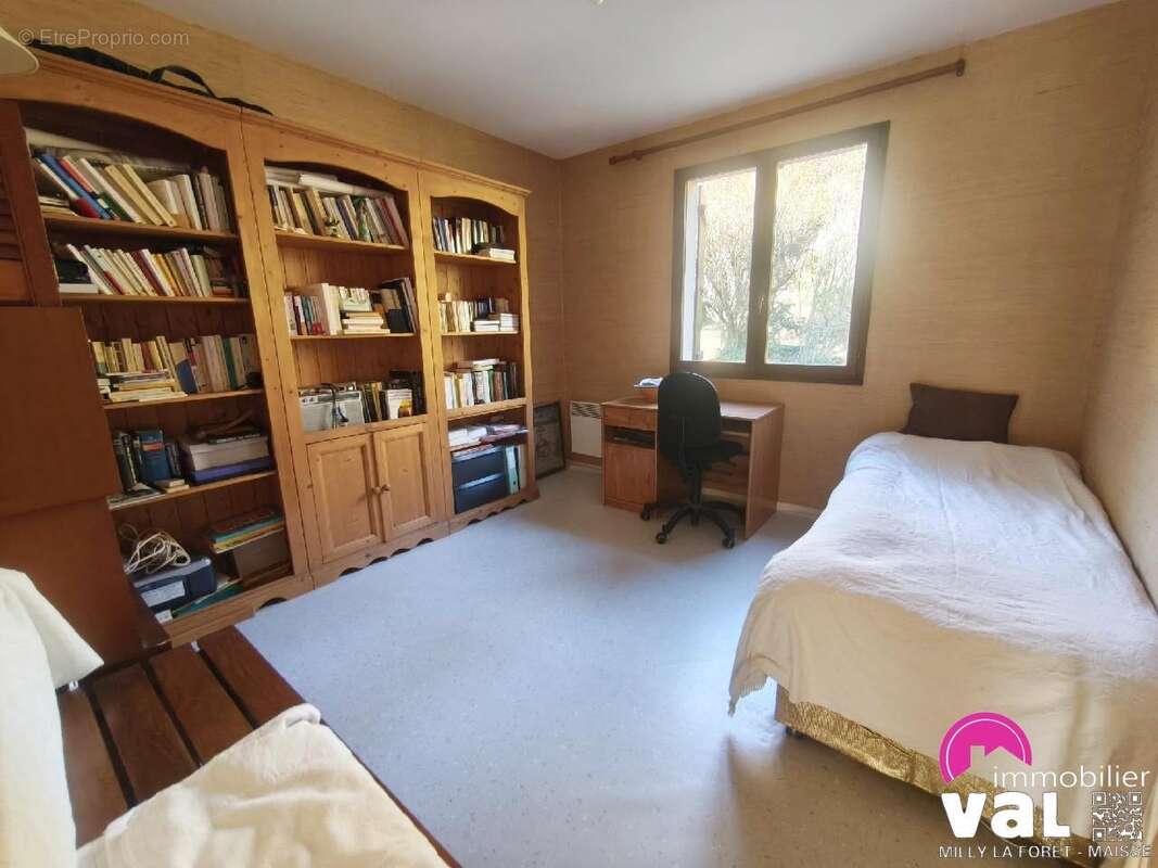 Maison 90 m² à Milly-La-Foret  - photo 6