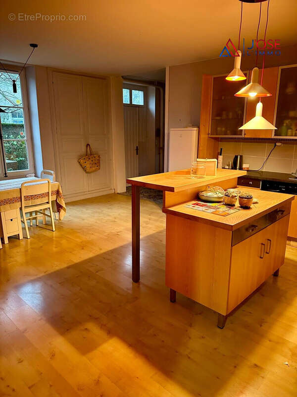 Partager au quotidien - Maison à MONTMORILLON