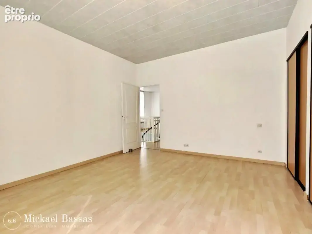 Maison 5 pièces 141 m² à vendre à Prades (66500) - photo 11