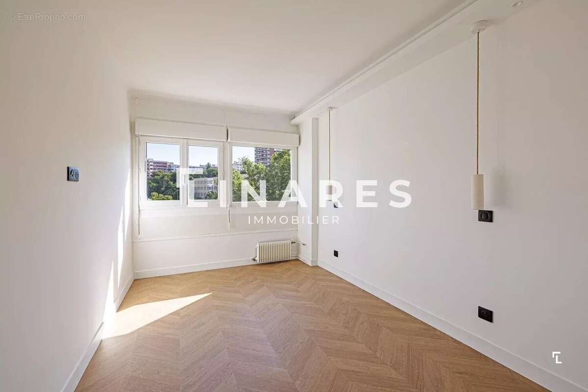 LE CANTINI - T3 de 52,34 m2 - Cave - 13008 - photo 6