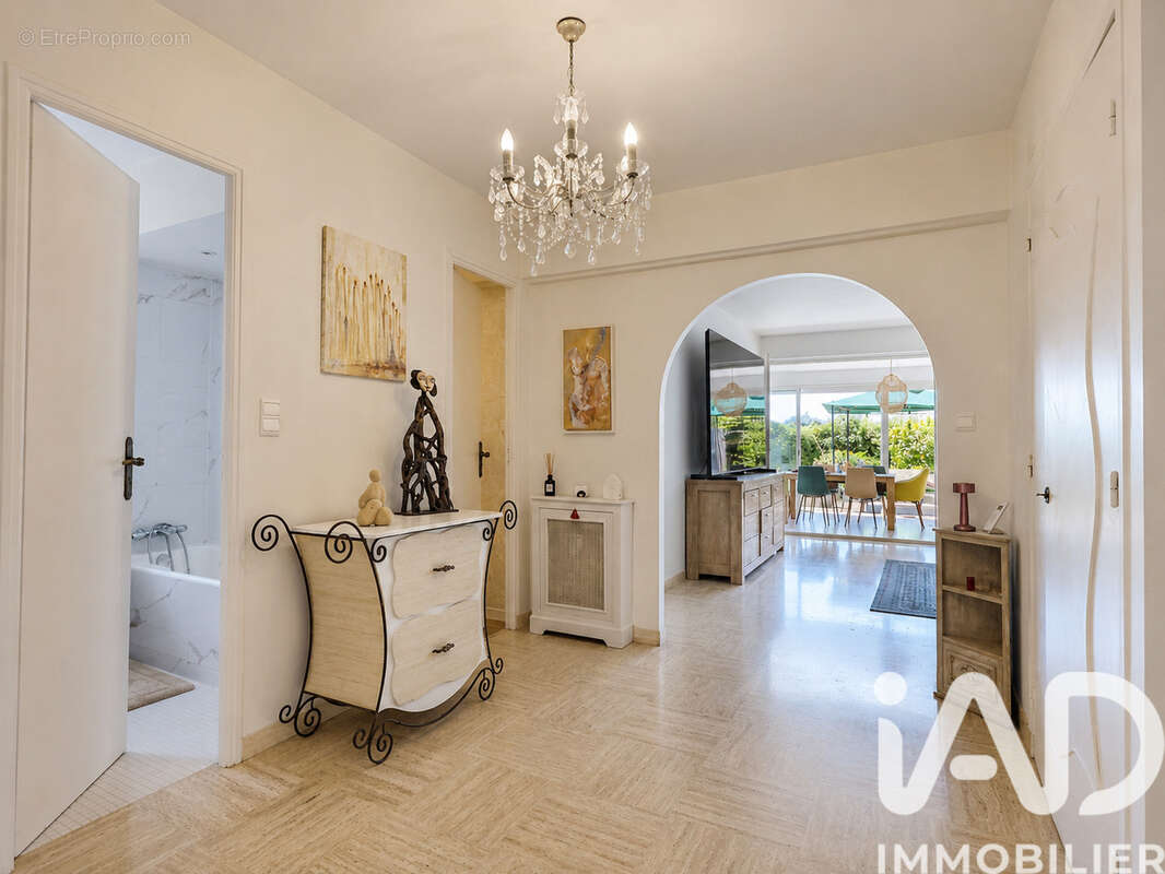 Photo 2 - Appartement à LE CANNET
