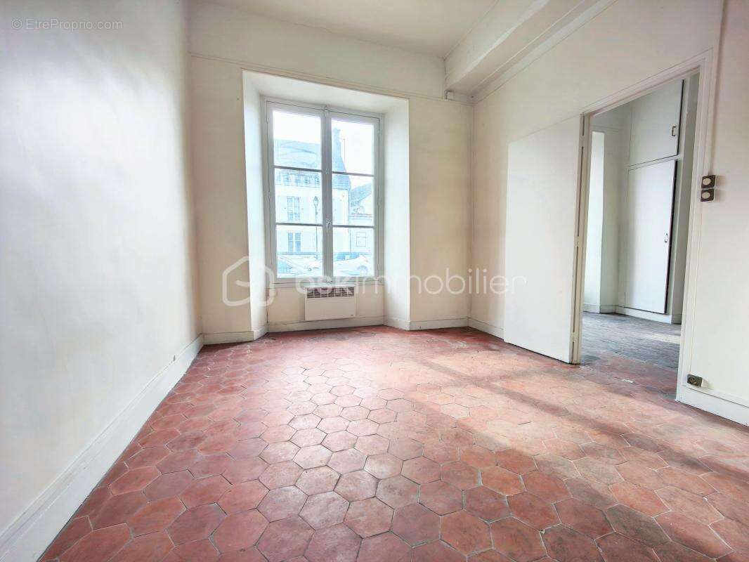 Appartement à JOUARS-PONTCHARTRAIN