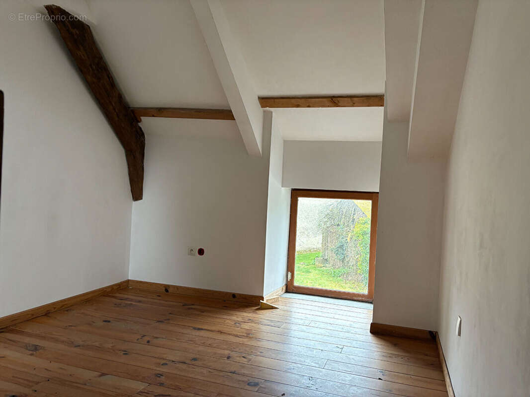 Maison à MOREAC